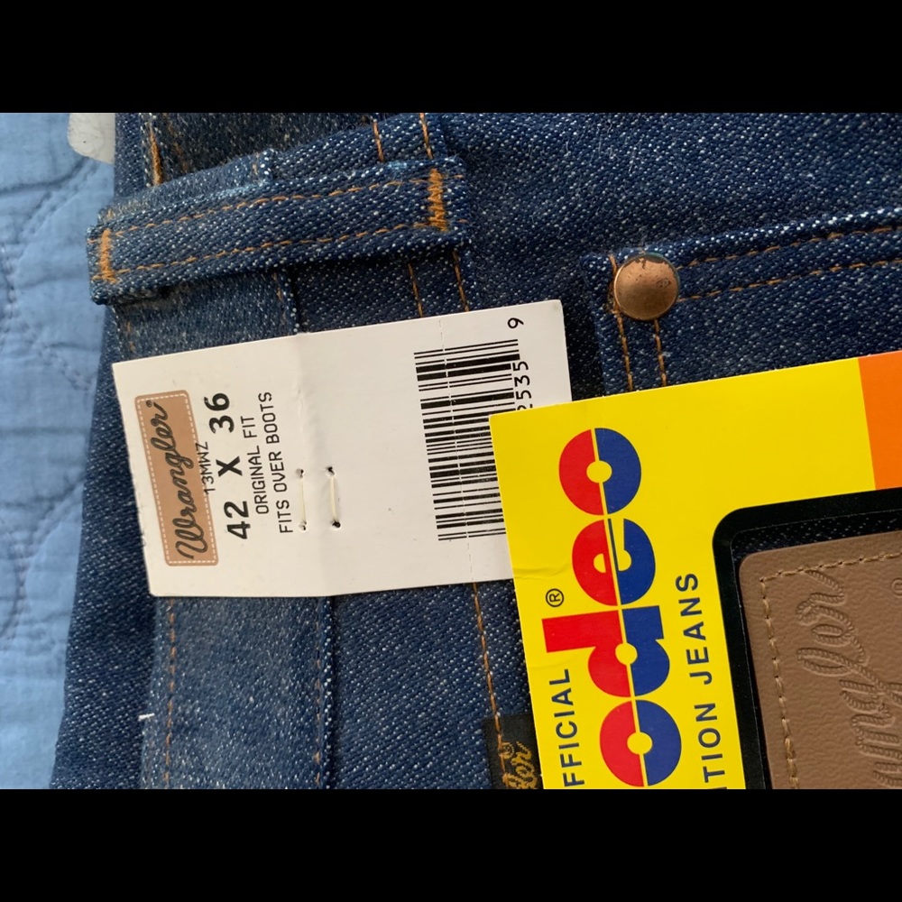 NWT Wrangler 13 MEZ Original fit Cowboy Cut Jeans